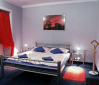 מלון Edinburgh Mariánské Lázně